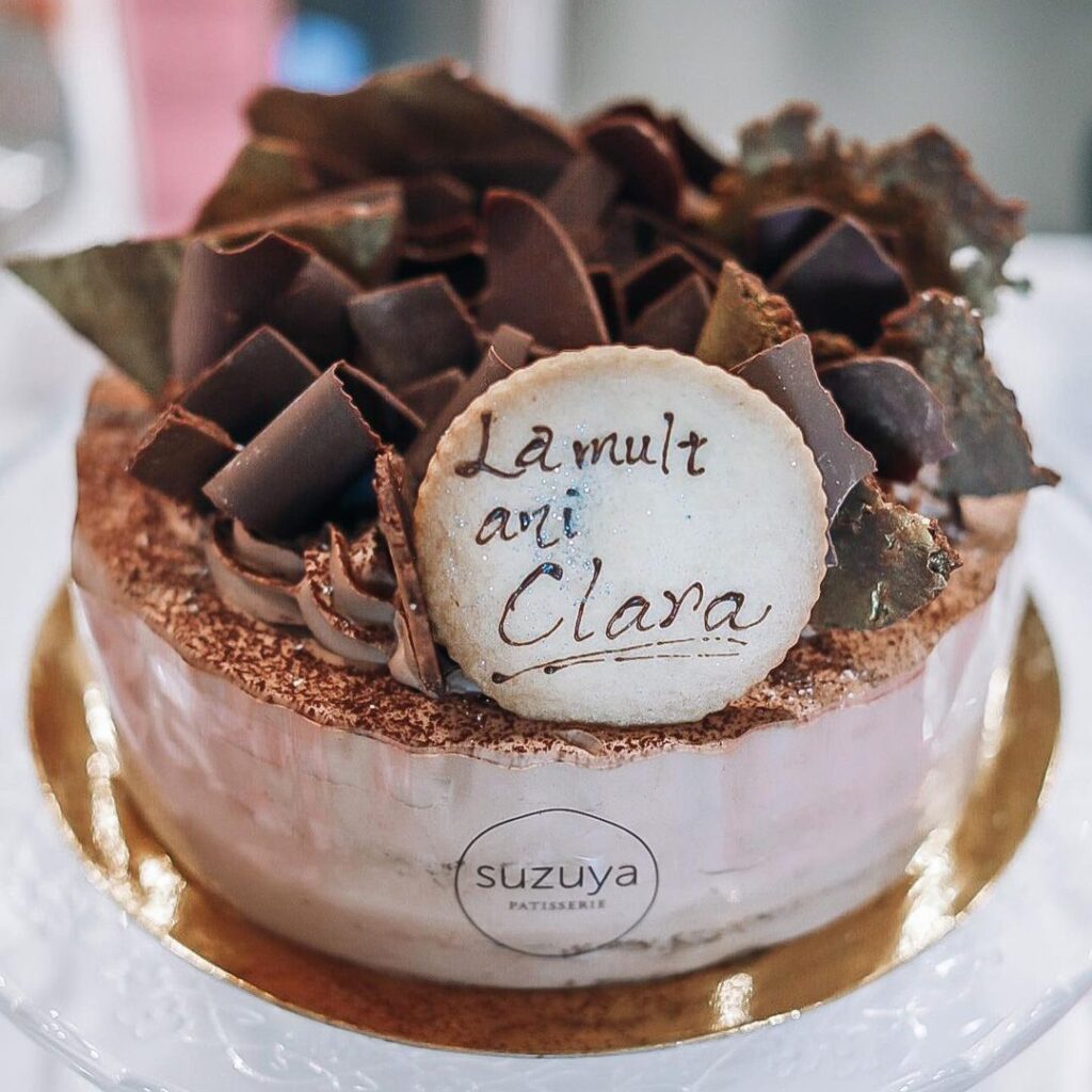 La mult ani Clara・チョコケーキ