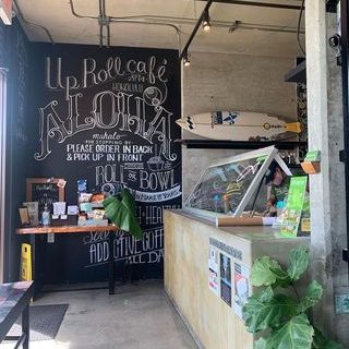 Up Roll Cafe ・ハワイ・レジ・店内