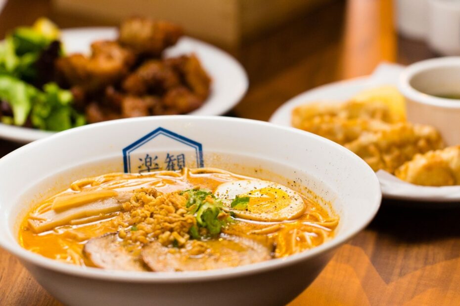 楽観ラーメン・ラーメン・唐揚げ・餃子