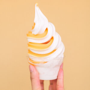 オレンジツイストソフトクリームコーン・アイスクリーム移動販売店